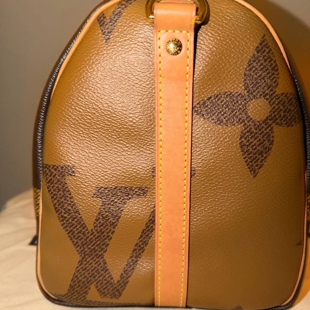 Louis Vuitton Speedy 30 Bandouliere Reverse Giant Monogram